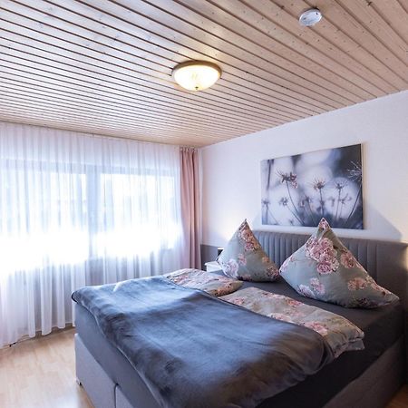 Appartamento Elw, Sep. Eingang, Ueberdachte Terrasse, Naehe Backnang Althutte Esterno foto