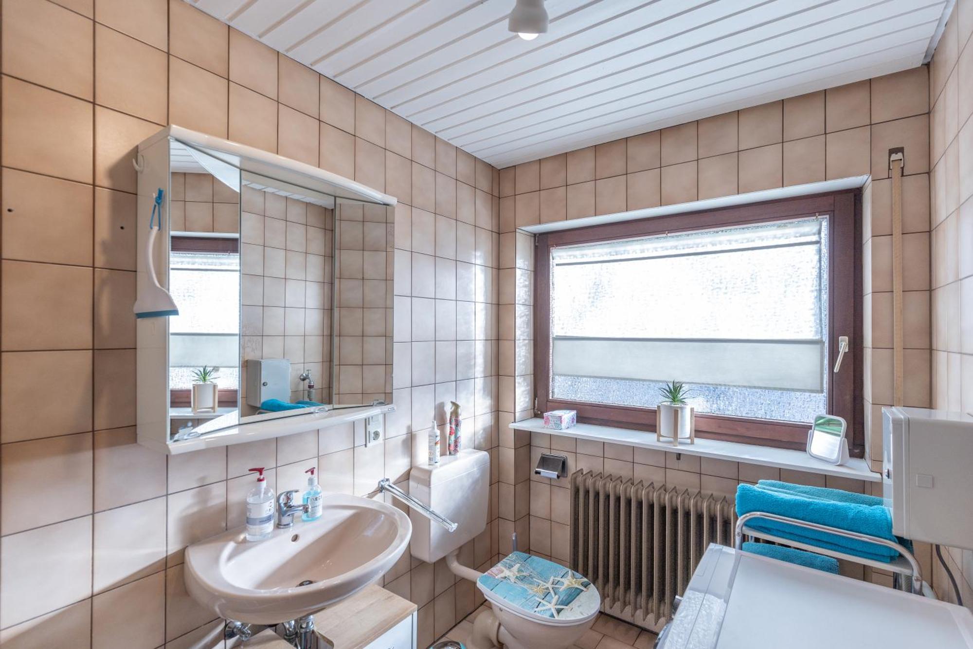 Appartamento Elw, Sep. Eingang, Ueberdachte Terrasse, Naehe Backnang Althutte Esterno foto