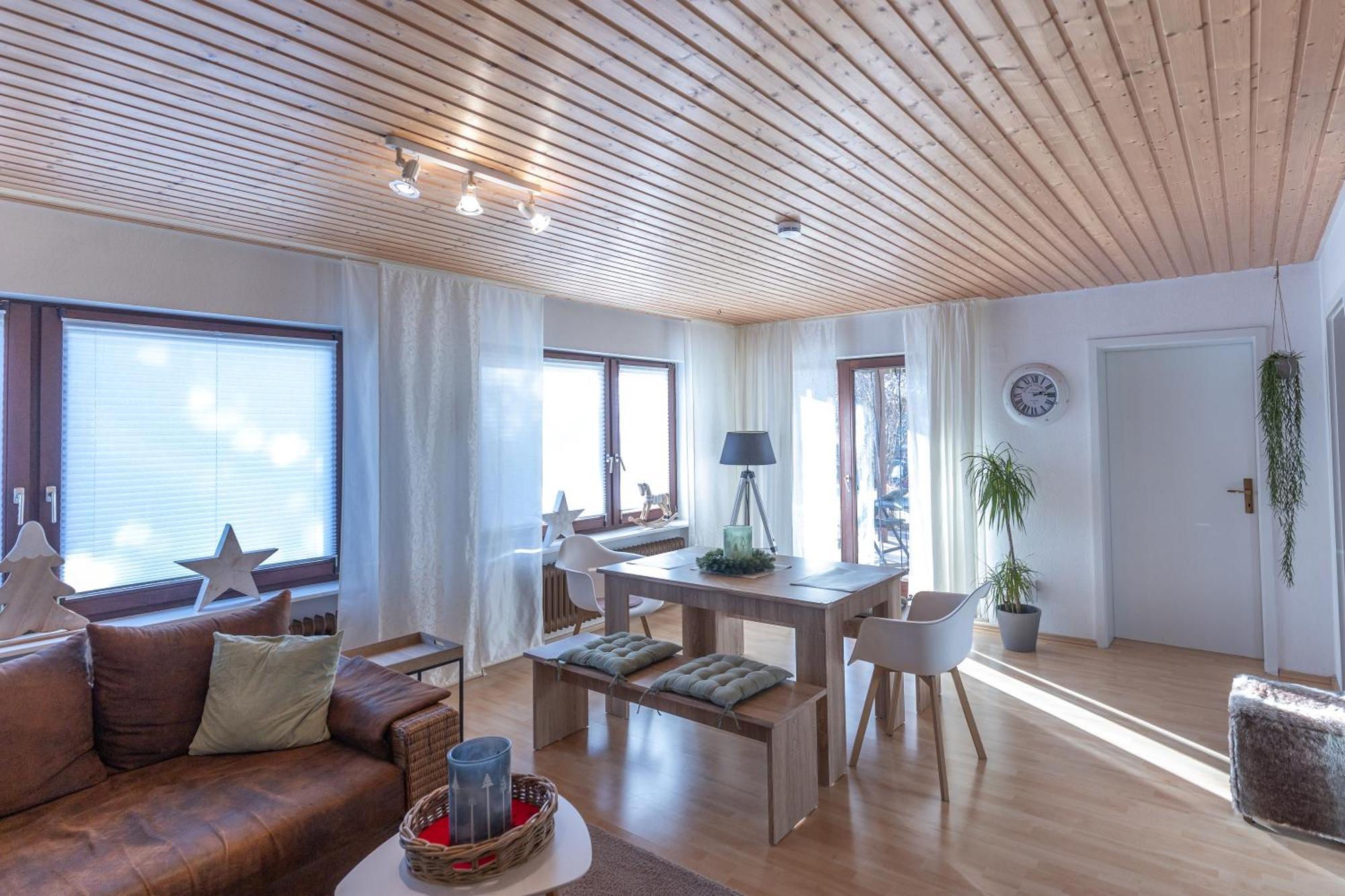 Appartamento Elw, Sep. Eingang, Ueberdachte Terrasse, Naehe Backnang Althutte Esterno foto
