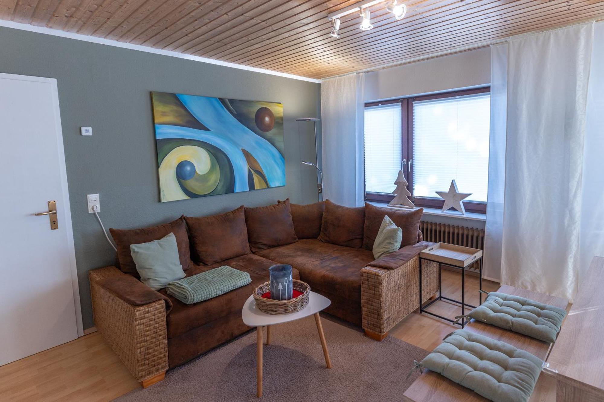 Appartamento Elw, Sep. Eingang, Ueberdachte Terrasse, Naehe Backnang Althutte Esterno foto